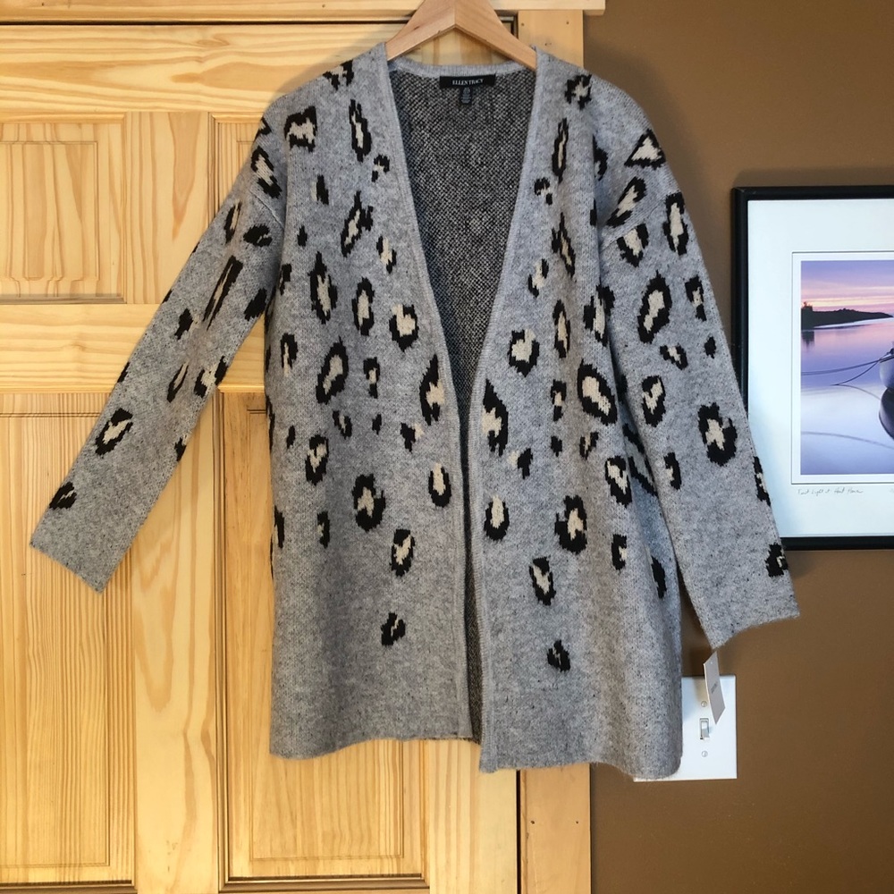 Ellen Tracy cardigan sweater leopard print